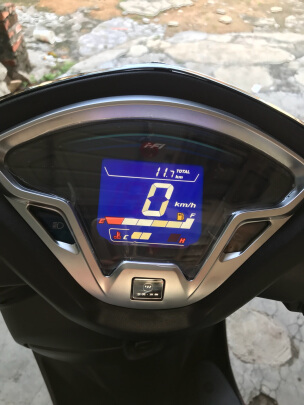 国四佳御110与国四睿御哪个好,五羊本田佳御骑行感受