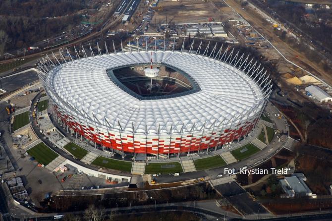 荷兰vs波兰什么球场,欧洲国家足球厉害吗