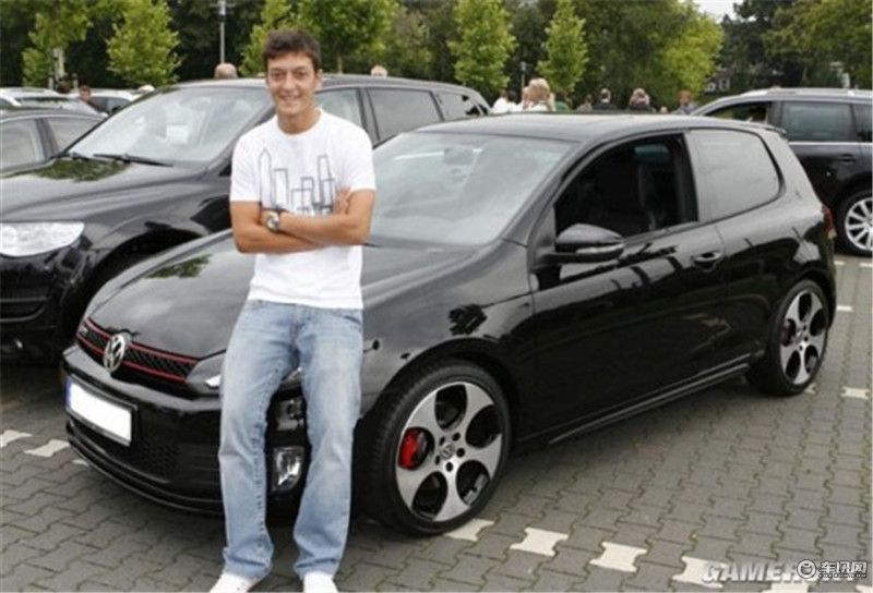 世界杯巨星都开什么车,世界球王c罗开什么车