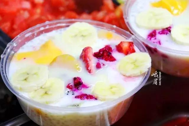 带着女生去峨眉山,带着女友穷游