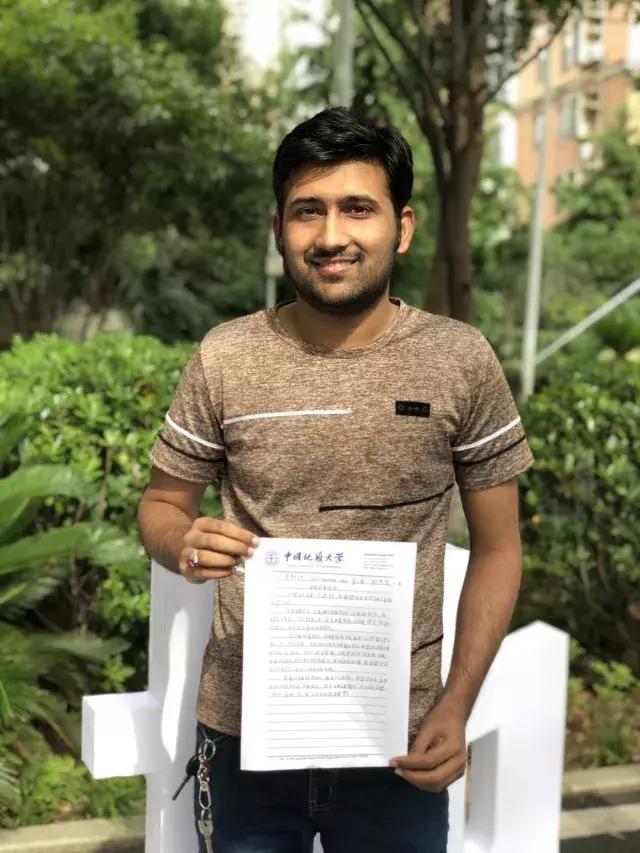 中国留学生在外国的挑战英语作文,外国学生挑战中国高考