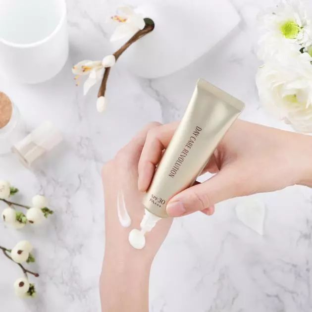 为什么有人晒不黑有人容易晒黑,为什么有的人晒都晒不黑