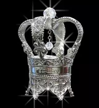 蒂芙尼卡地亚哪个好,卡地亚蒂芙尼比较