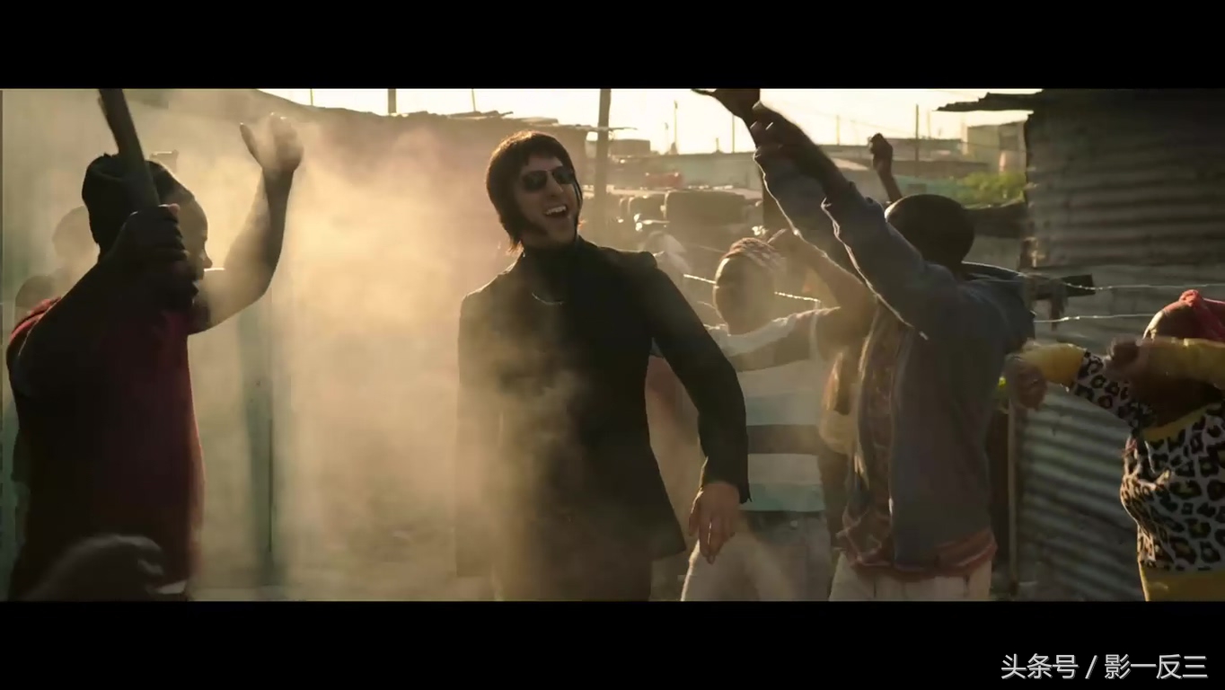 这一定不是我见过的大象——R级喜剧《王牌贱谍：格林斯比》