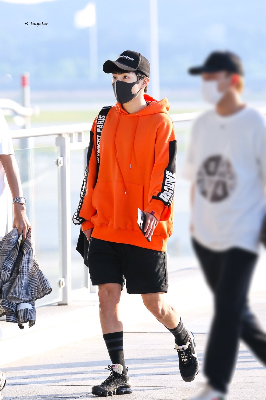 exo分享一波图片,exo分享服装