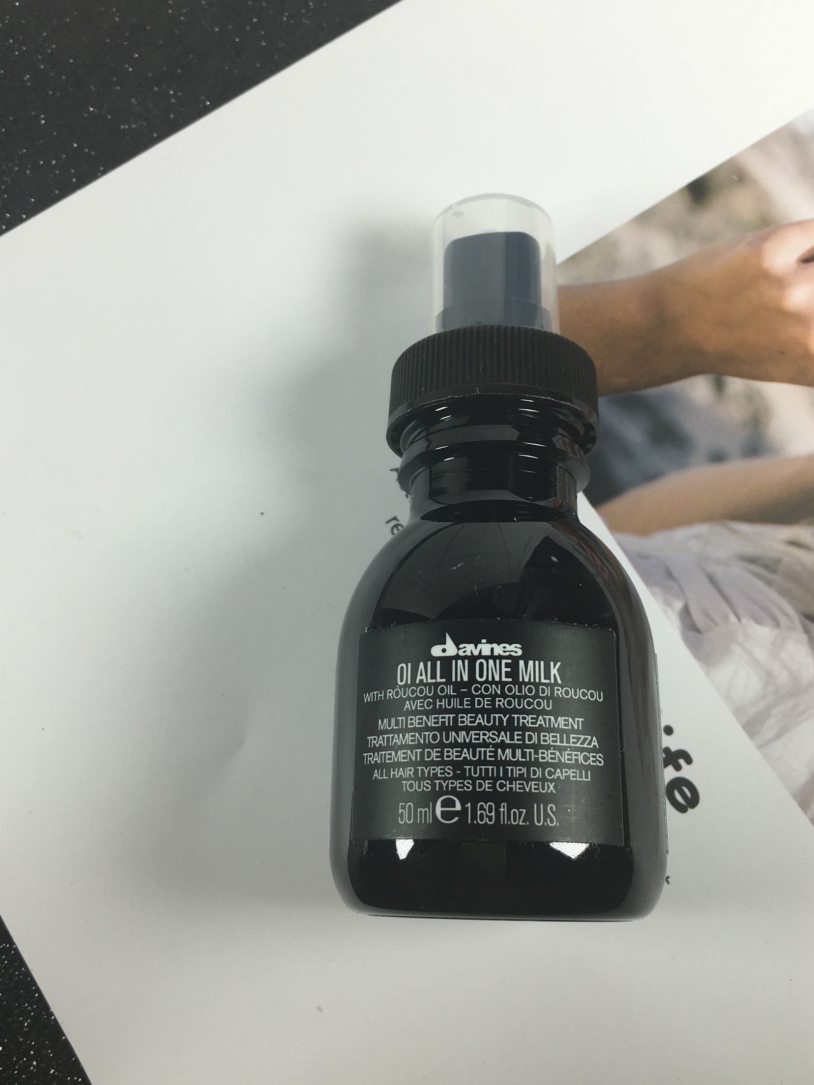 脱发是怎么回事脱发的原因有哪些,女性脱发连根一起掉严重10个原因