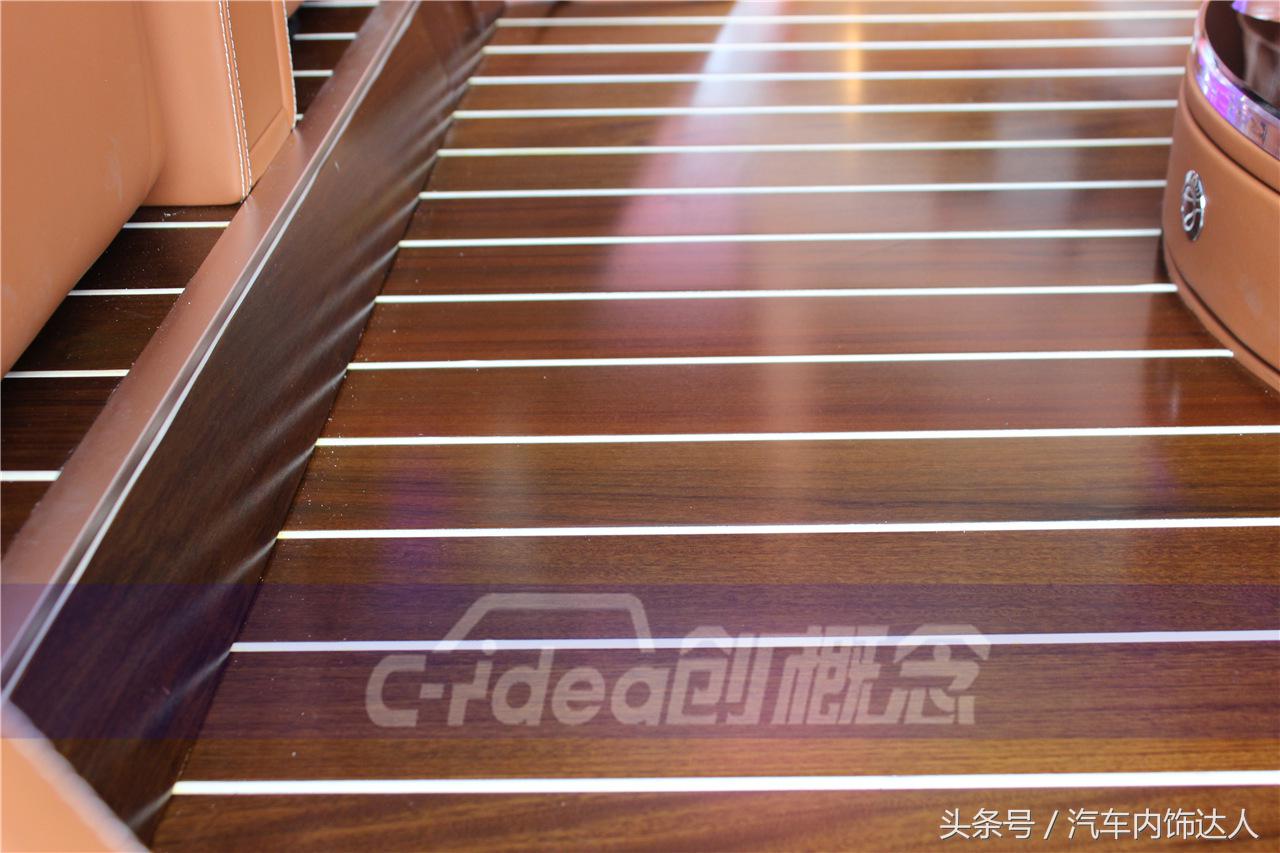 广州6米5悍马h2内饰改装案例,加长悍马h2六轮内饰