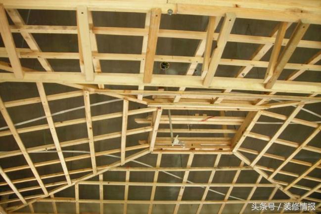 吊顶保温用什么材料好,淋浴间吊顶用什么材料