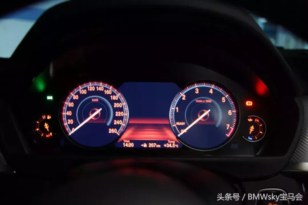 2020款宝马330i曜夜版百公里实测,2020款宝马330im曜夜版落地价