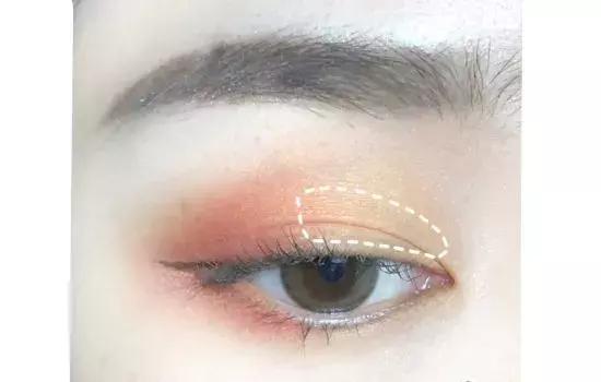 眼影画法新手易学日常妆,新手眼影画法教程日常妆