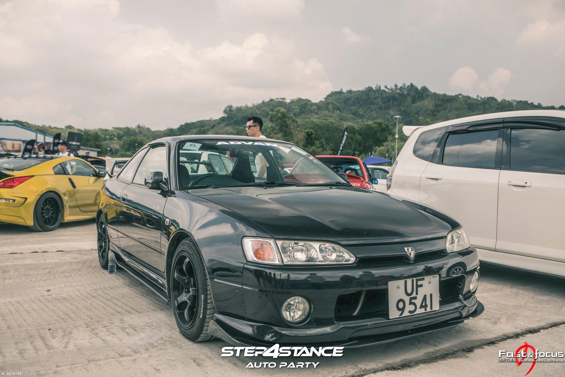 昨天300多部改装车大聚会，怪不得人们都说香港是玩车天堂！