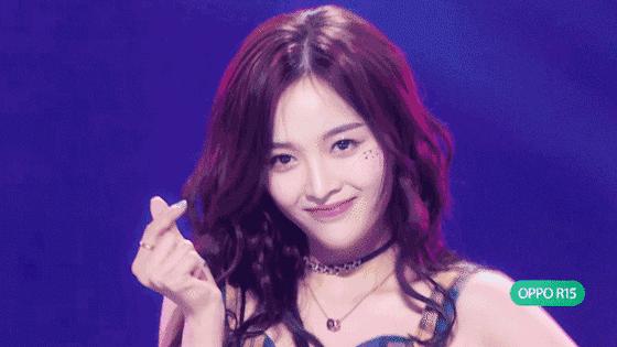 眼妆画的好,C位出道早,101女孩靠它被Pick