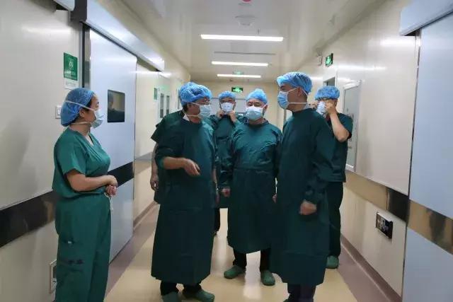 烧伤领域专家,全国出名的烧伤科专家