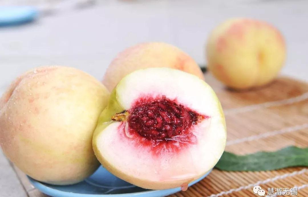 慧游君教你怎样有腔调的吃水蜜桃！