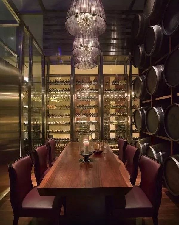 深圳世界杯去哪里看球,喝着啤酒看着球赛一起欢呼