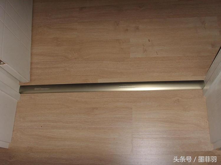 地砖与地砖缝怎么处理,地板和墙壁怎样美缝