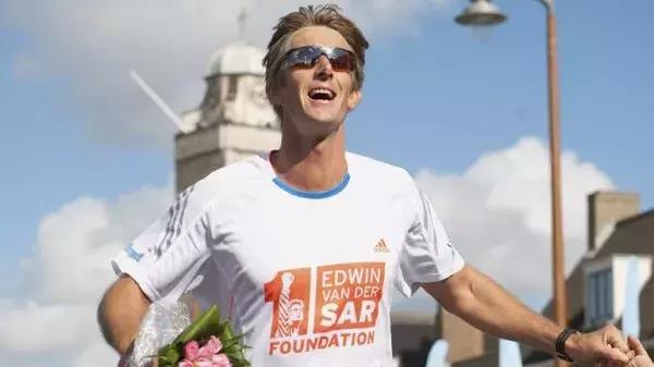 贝克汉姆英格兰夺冠,贝克汉姆精彩比赛