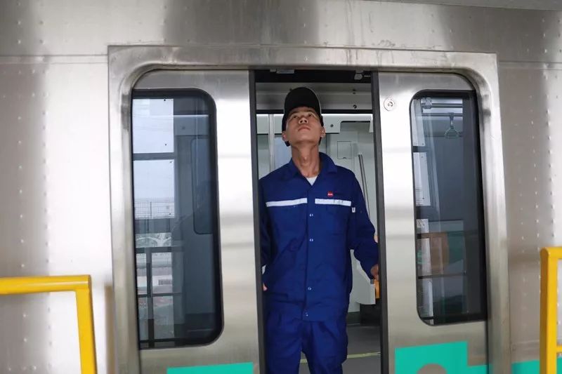 地铁青年｜世界杯开赛前，先来看看航天城里的“守门员”吧