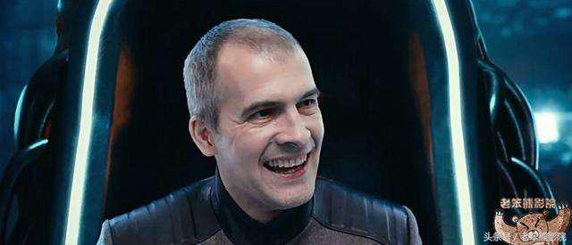 参赛者互相厮杀的人狼游戏，谁才能活到最后赢得巨额奖金？