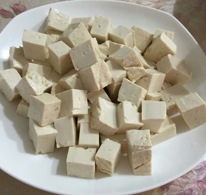 鱼头炖豆腐汤最正宗的做法大全,鱼头炖豆腐汤做法