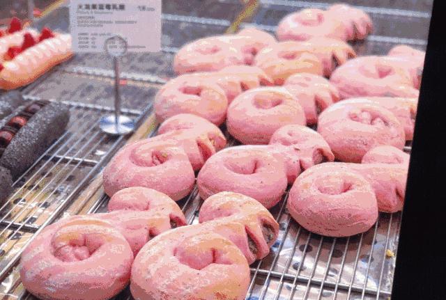 网红店的没落从无人排队开始,排队很久的网红店真的没有意义