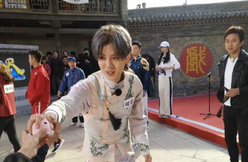 鹿晗新说唱帮唱副歌,鹿晗奔跑说唱