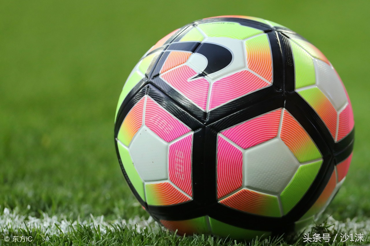 男友是足球迷,如果你的男朋友是个足球迷