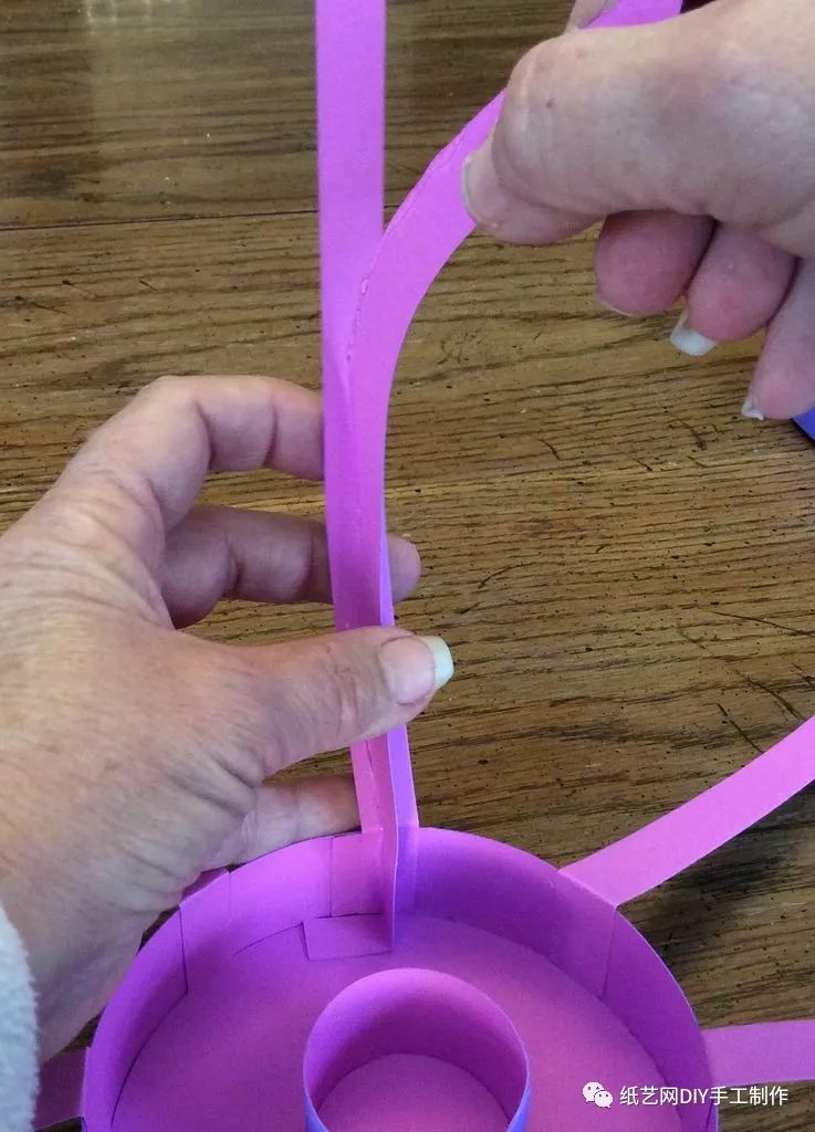 手工折纸古风灯笼长方形手提宫灯,如何固定纸雕灯笼图片教程