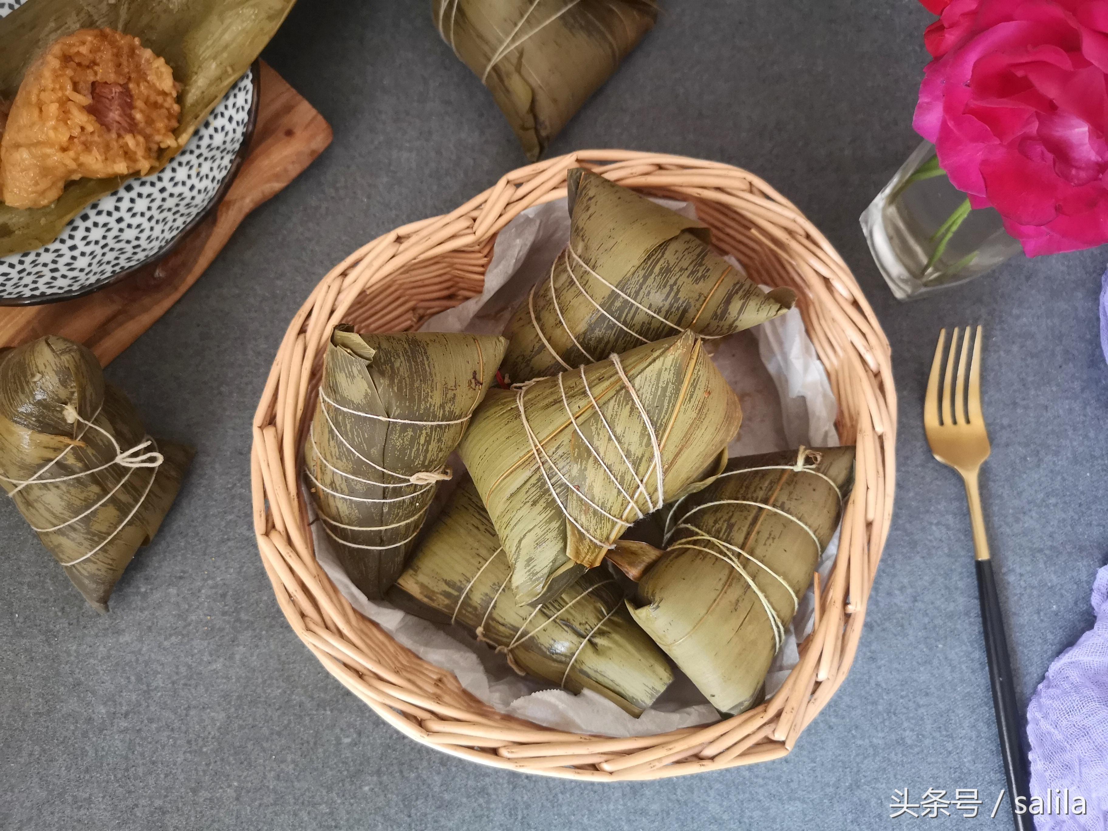 嘉兴大肉粽做法大全,怎么能做出来嘉兴那种大肉粽