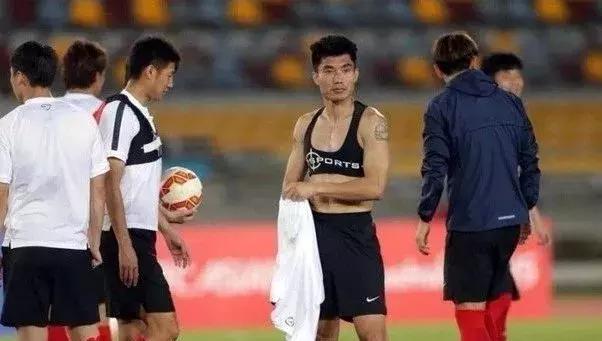 世界杯开幕泳装,球星穿phantom