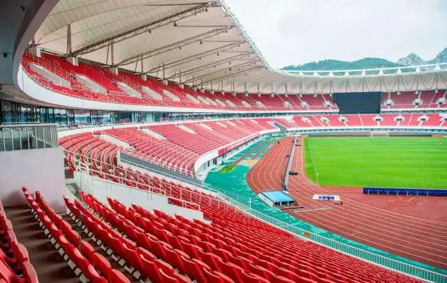 青岛亚洲杯足球场在哪里,青岛亚洲杯足球场在哪
