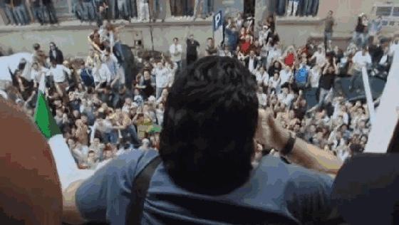 他就是足球之王，不接受反驳