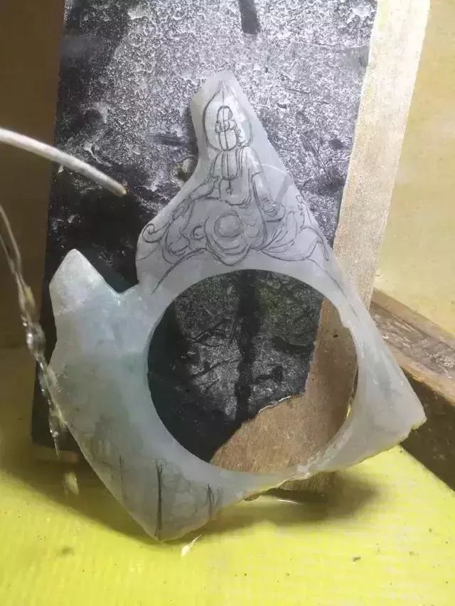 翡翠废料去哪收,翡翠原石不要了怎么处理好