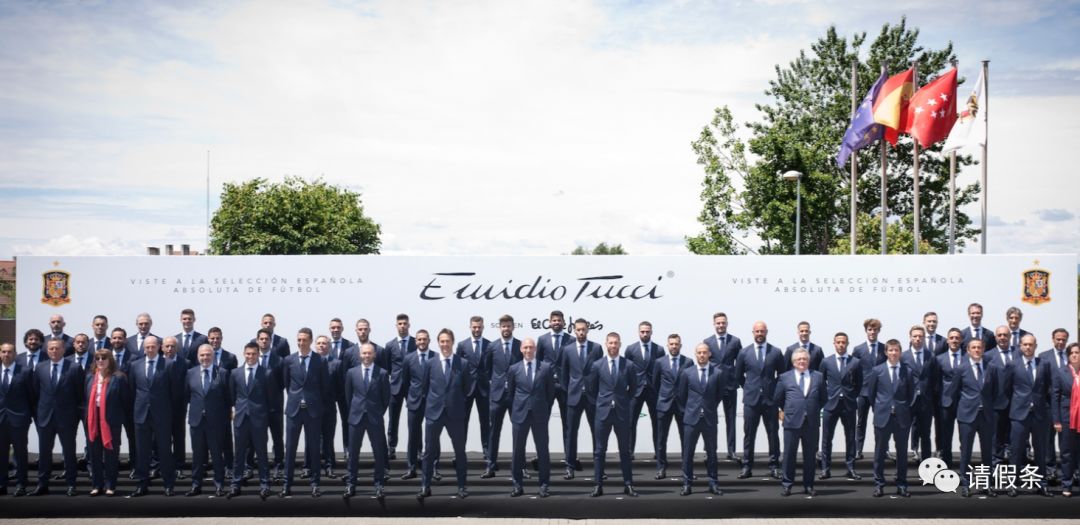 2018俄罗斯世界杯西装,2018世界杯法国队西服