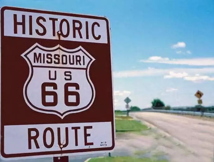 如果没有导航，如何空手找到路？未来公路标志将这样调整！｜交通会客厅