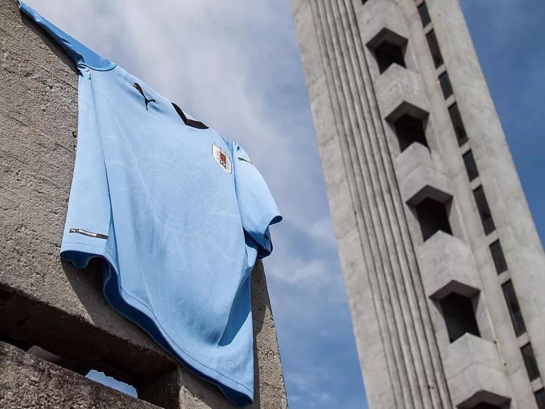 除了nike和adidas还能穿什么,耐克阿迪球衣对比