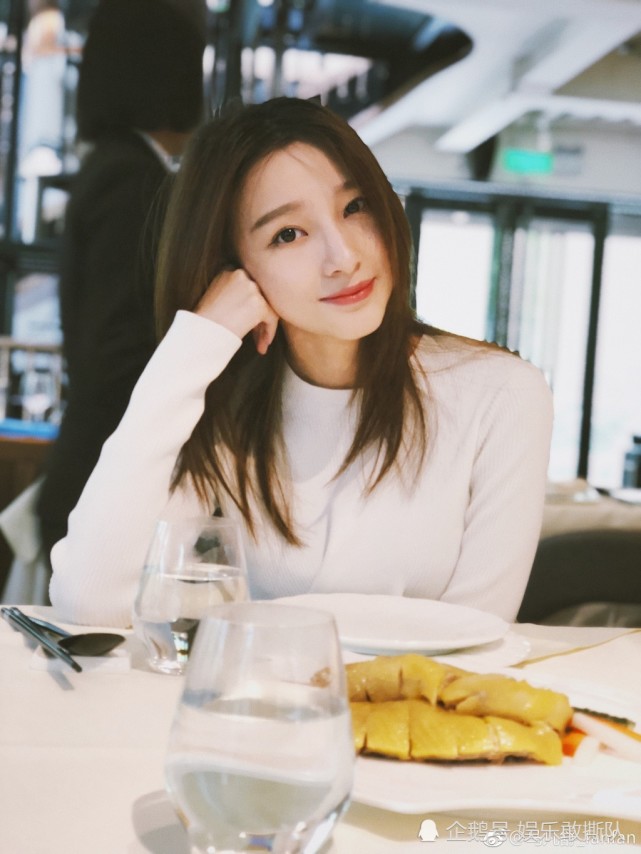 cctv-5足球美女主持人,cctv5足球女主持人是谁