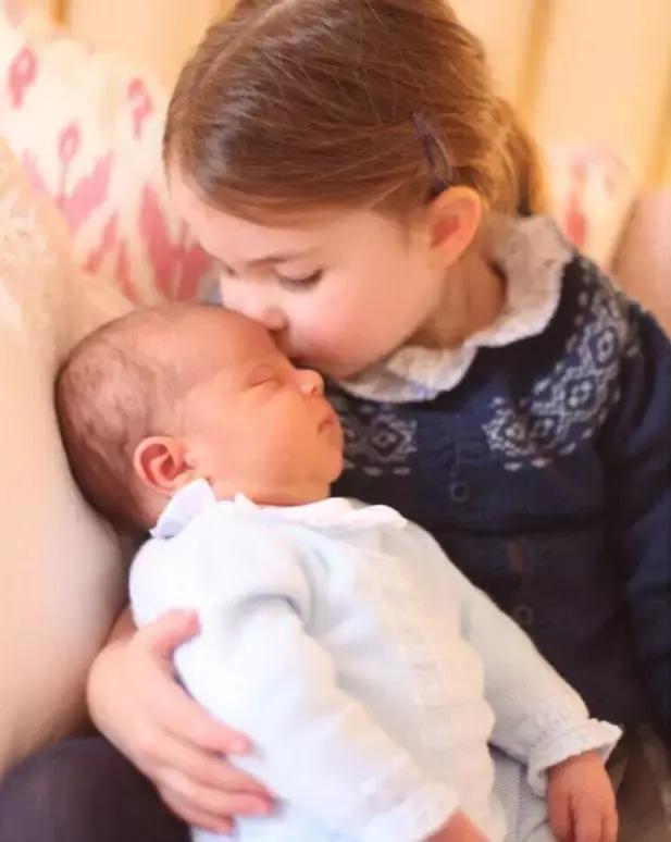 英国王室王子装,英国王室小公主王子穿搭