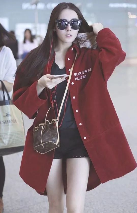 热巴的这只LV Nano Noé～落入凡间的精灵！抓住此包秒变小仙女！