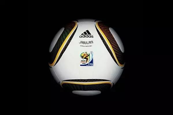 世界杯黑历史纪录,历史上足球世界杯最脏比赛