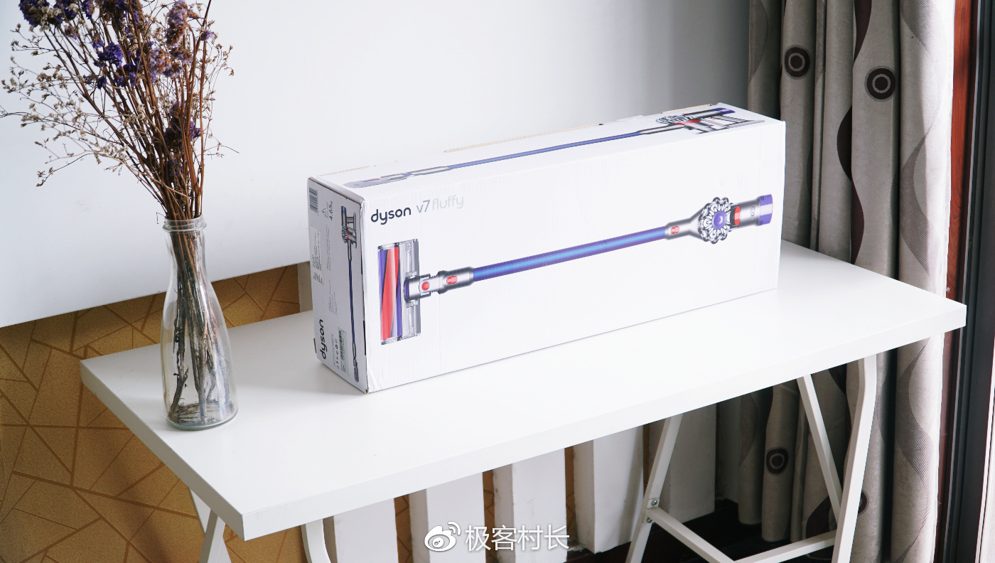 戴森v7吸尘器值得买吗,戴森v7的吸尘器正确打开方式