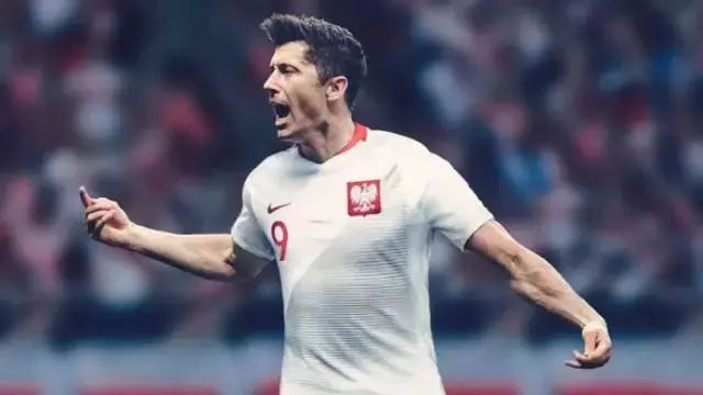 世界杯经典球衣,世界杯球衣相片