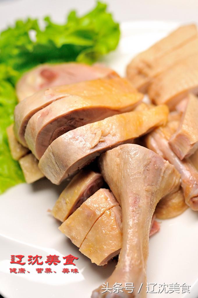 世界杯开幕球迷狂欢,世界杯预选赛沈阳足球现场球迷