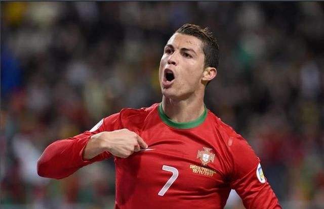 球王c罗球童梅西,c罗算不算皇马最伟大的球员