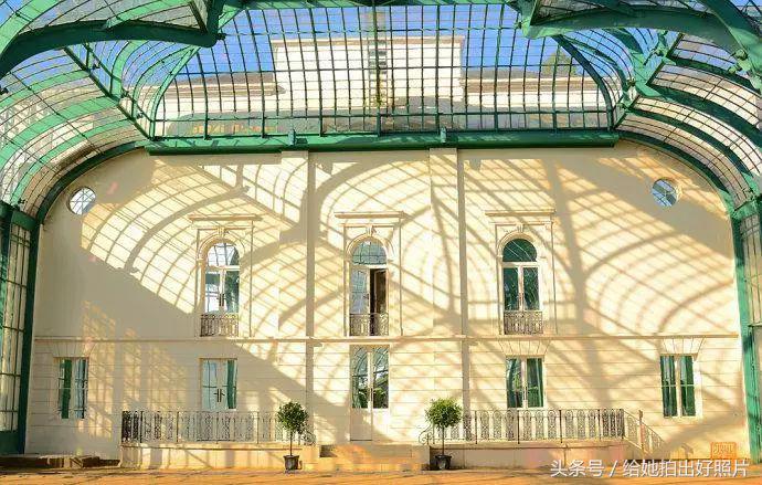 布鲁塞尔老街图,布鲁塞尔街头的美女