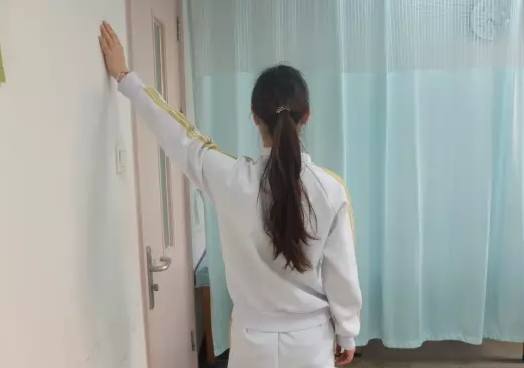 肩周炎冻结肩能治愈吗,肩周炎冻结肩锻炼视频