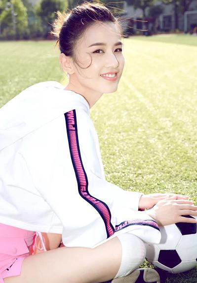 黄圣依安迪近照,黄圣依安迪短发