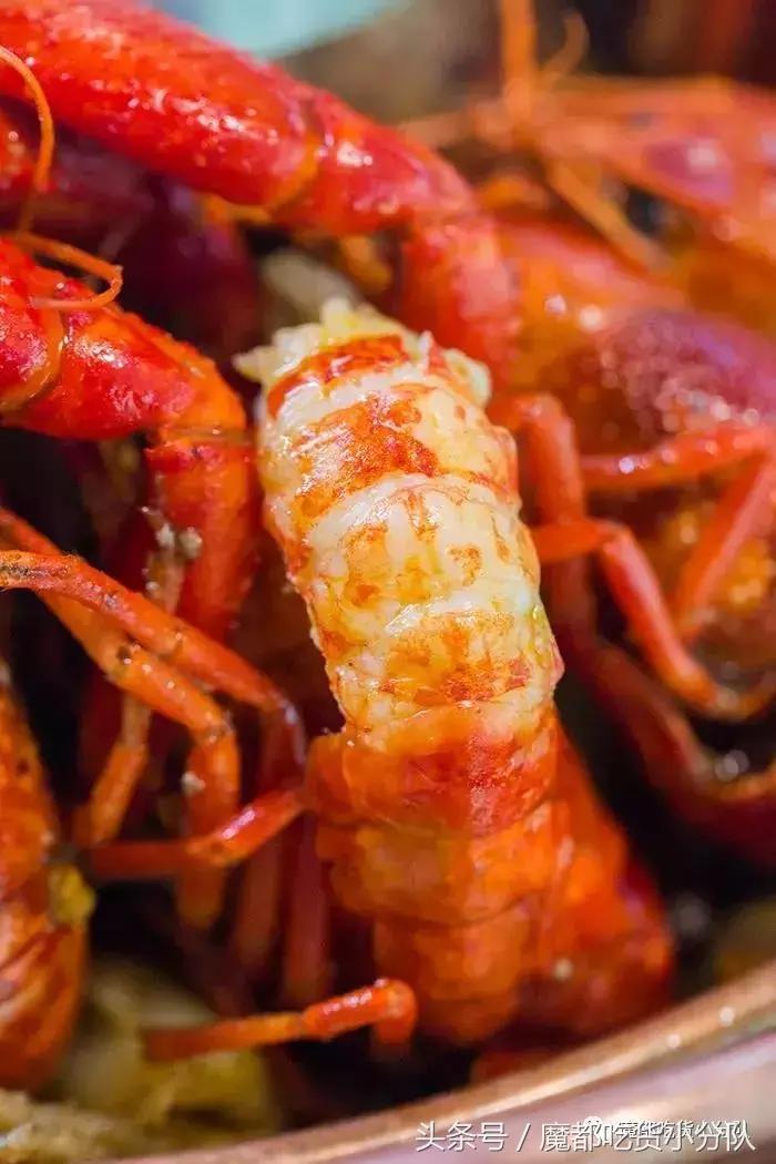 三围惊人的火锅塔，点它我被吼了