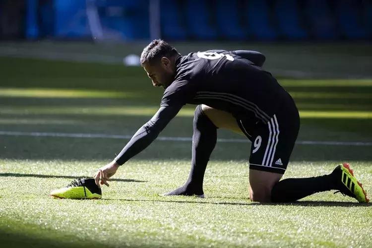 足球摄影怎样拍更好看一点,足球摄影技巧