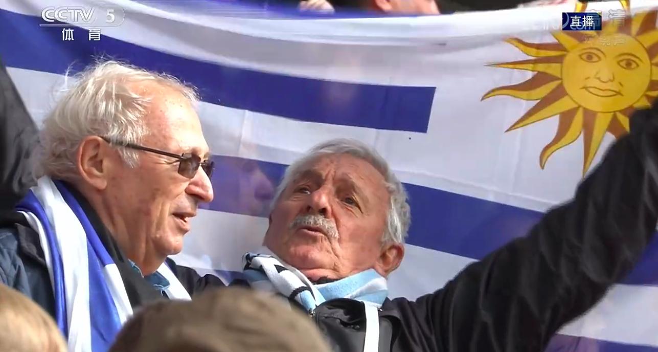 乌拉圭这身装备绝了原来这些球队也会穿